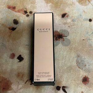 Gucci Brume de Beauté Hydrating Mist - Beige